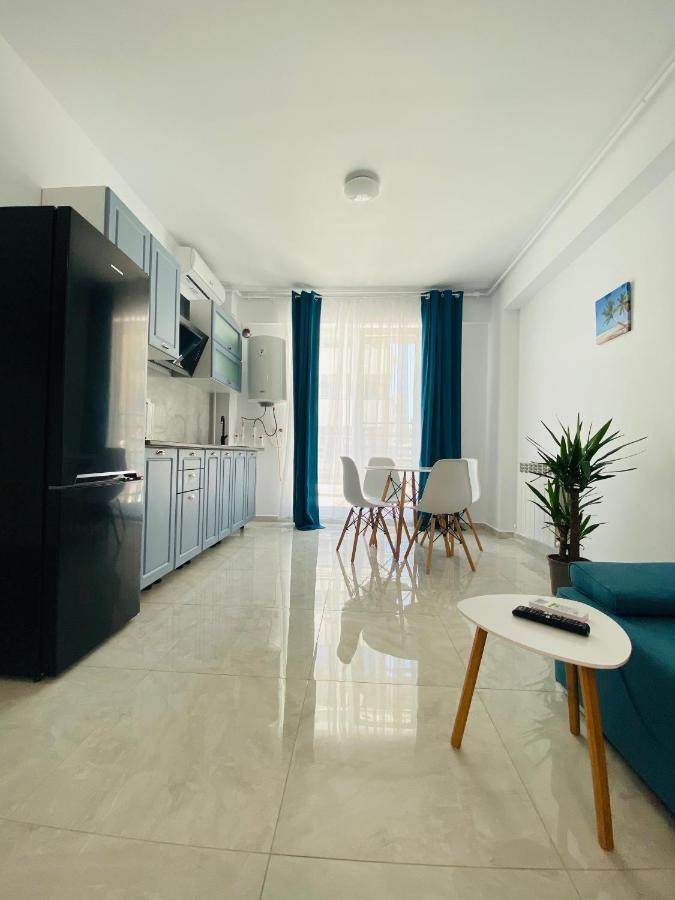 Beach Apartment By Mamaia Nord Navodari Exterior photo