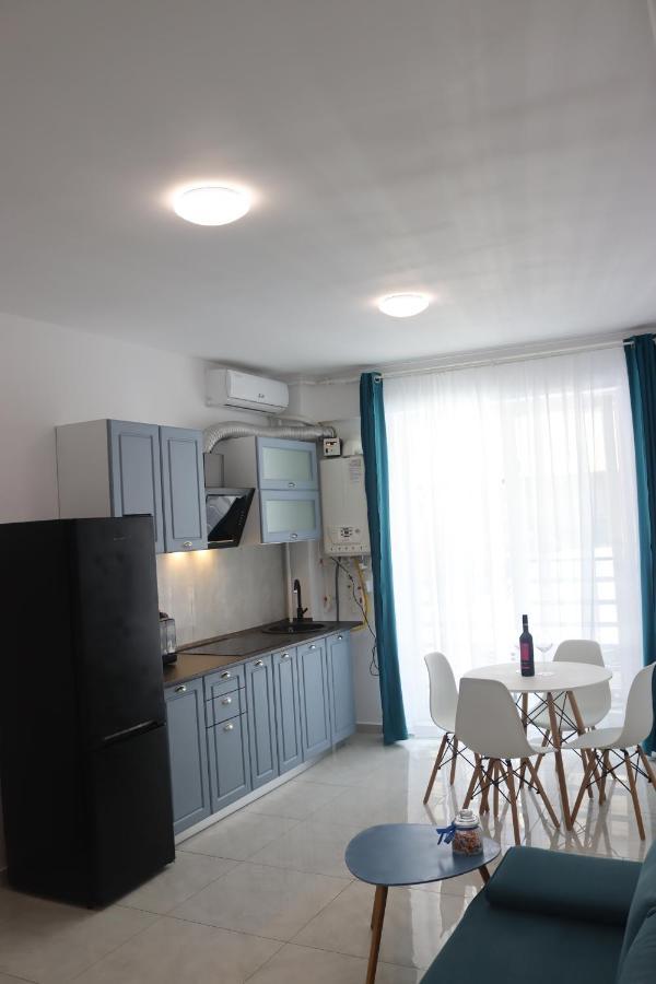 Beach Apartment By Mamaia Nord Navodari Exterior photo